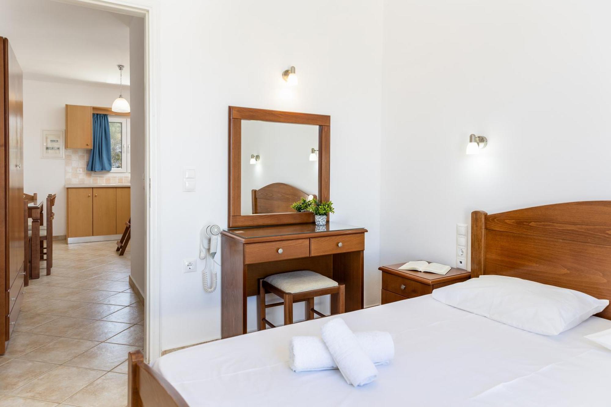 Naxos Edem Studios & Apartments Naxos City Extérieur photo