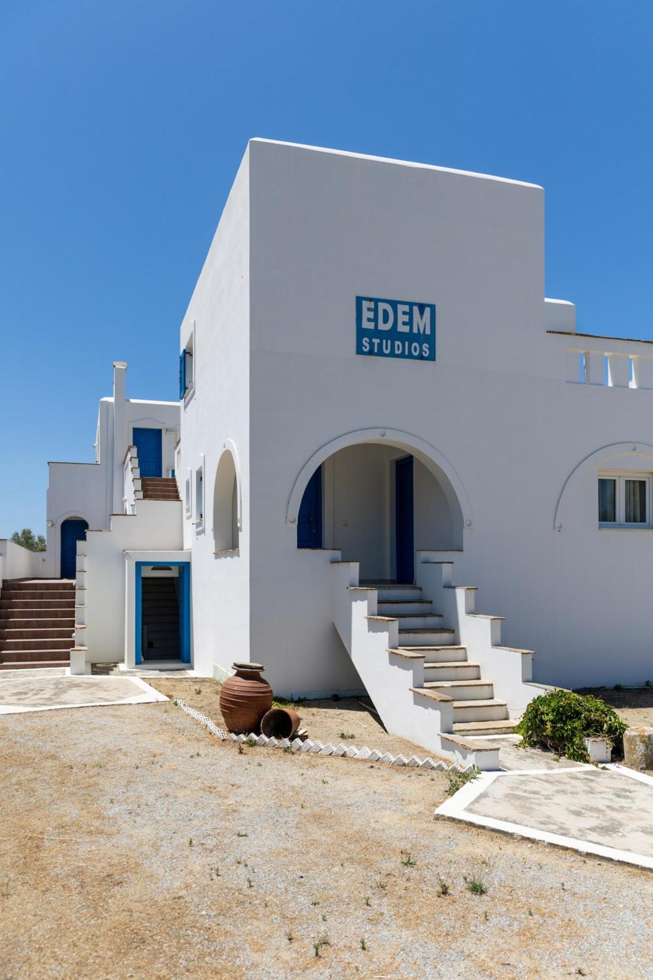 Naxos Edem Studios & Apartments Naxos City Extérieur photo