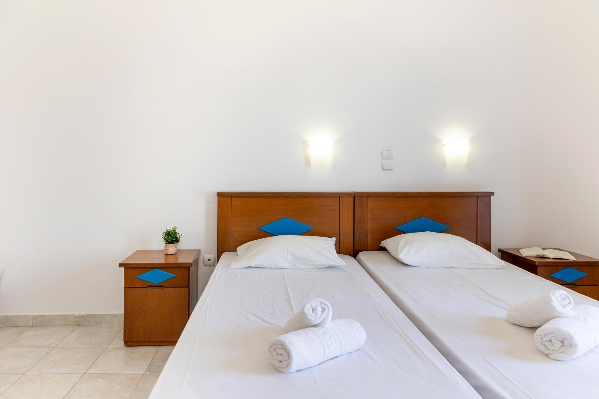Naxos Edem Studios & Apartments Naxos City Extérieur photo